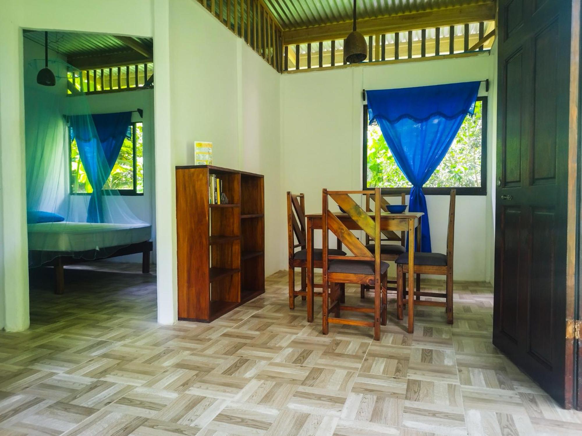 Jungle House *